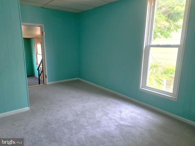 29 E SECOND ST, Waynesboro, PA 17268
