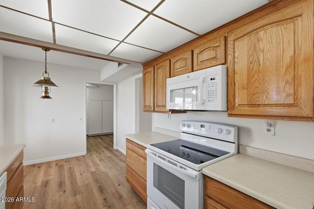 18401 N 108TH Drive, Sun City, AZ 85373