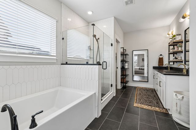 1237 Payton Ln, Gallatin, TN 37066