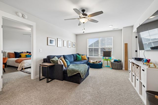 1237 Payton Ln, Gallatin, TN 37066