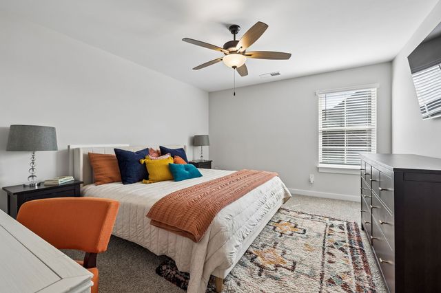 1237 Payton Ln, Gallatin, TN 37066