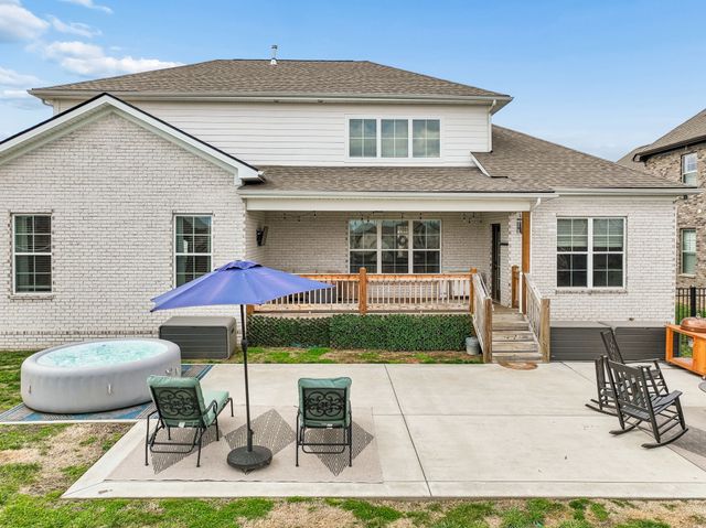 1237 Payton Ln, Gallatin, TN 37066