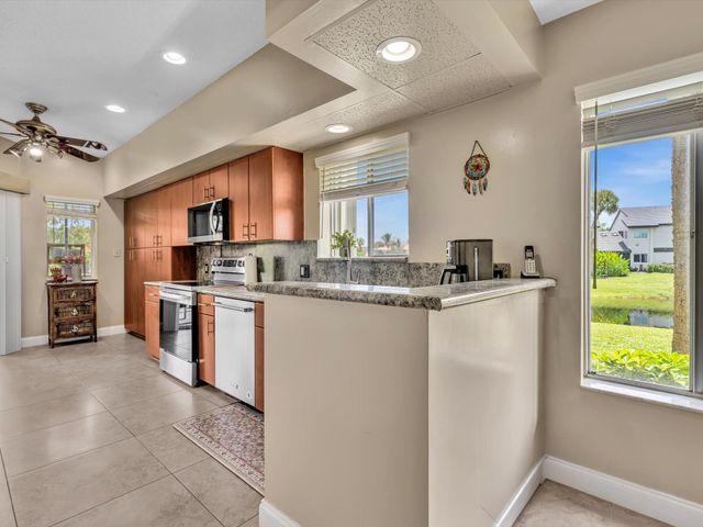 23156 Fountain View Drive D, Boca Raton, FL 33433