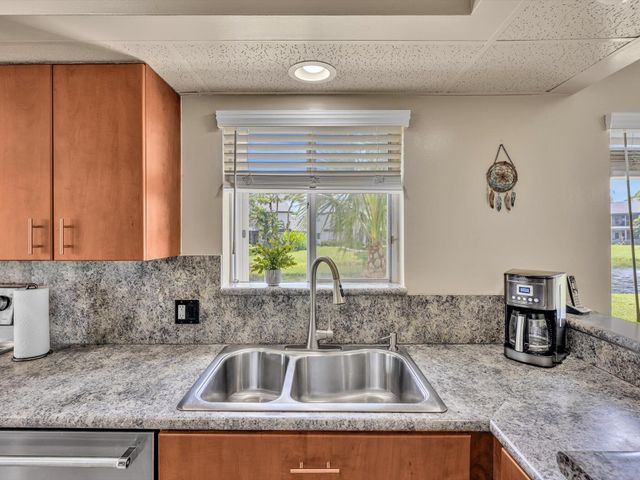 23156 Fountain View Drive D, Boca Raton, FL 33433