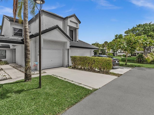 23156 Fountain View Drive D, Boca Raton, FL 33433