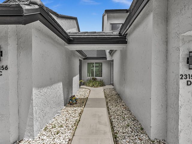 23156 Fountain View Drive D, Boca Raton, FL 33433