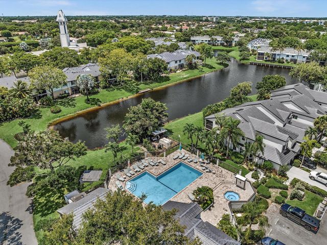 23156 Fountain View Drive D, Boca Raton, FL 33433