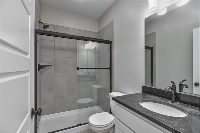 6009 Arapahoe Street, Shawnee, KS 66226