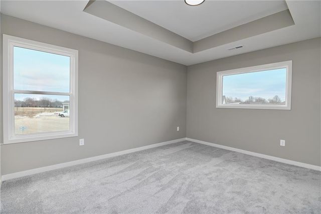 6009 Arapahoe Street, Shawnee, KS 66226