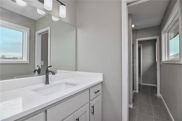 6009 Arapahoe Street, Shawnee, KS 66226