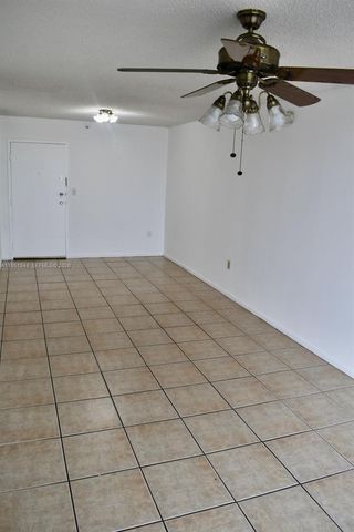 616 NW 26th Ave 210, Miami, FL 33125
