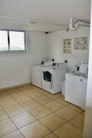 616 NW 26th Ave 210, Miami, FL 33125