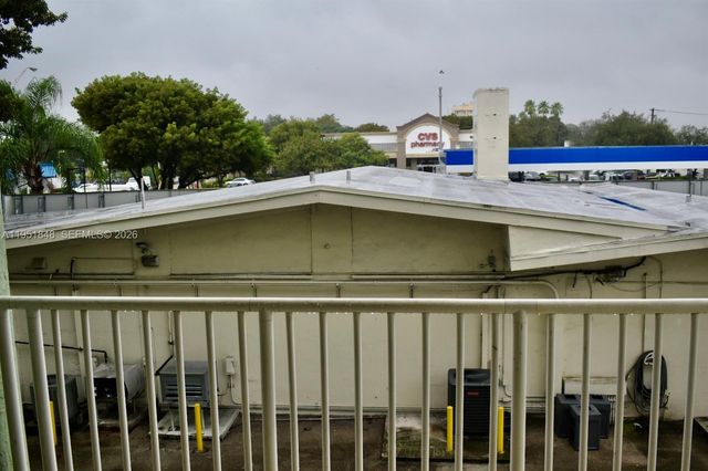 616 NW 26th Ave 210, Miami, FL 33125