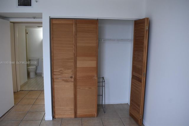 616 NW 26th Ave 210, Miami, FL 33125