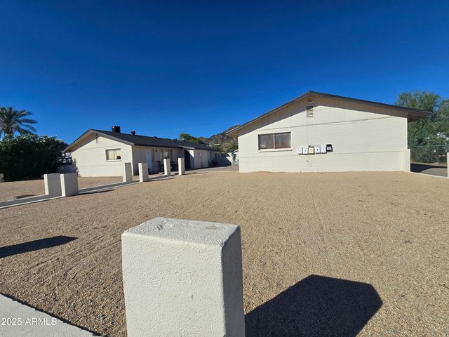 338 E VOGEL Avenue, Phoenix, AZ 85020
