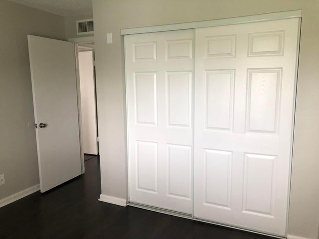 2241 White Pine Circle B, Greenacres, FL 33415