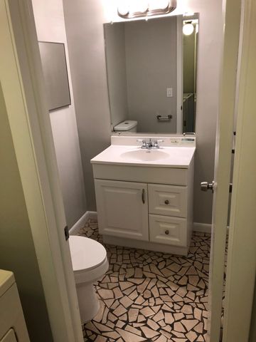 2241 White Pine Circle B, Greenacres, FL 33415