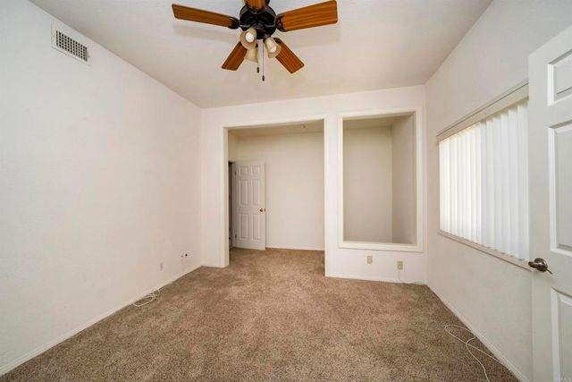 2532 Navarra Drive A, Carlsbad, CA 92009