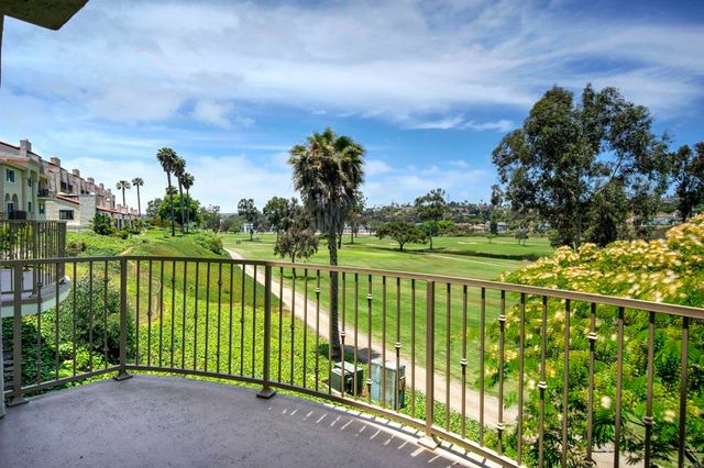 2532 Navarra Drive A, Carlsbad, CA 92009