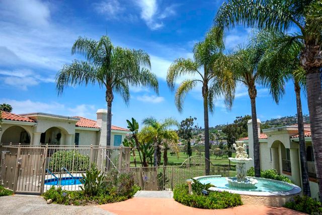 2532 Navarra Drive A, Carlsbad, CA 92009