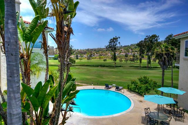 2532 Navarra Drive A, Carlsbad, CA 92009