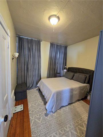 73 Beacon Avenue, Providence, RI 02903