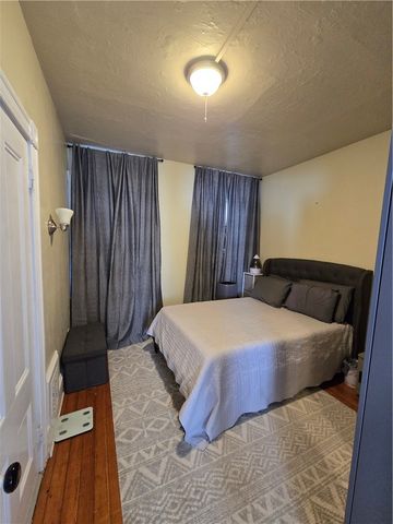 73 Beacon Avenue, Providence, RI 02903