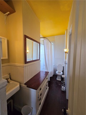 73 Beacon Avenue, Providence, RI 02903