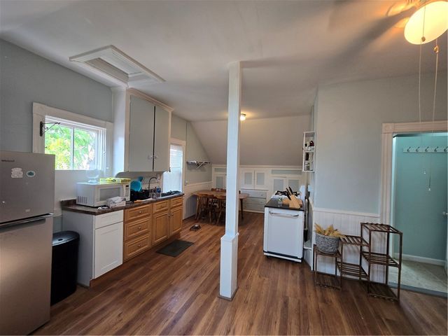 73 Beacon Avenue, Providence, RI 02903