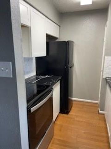 10101 S Gessner Road S 106, Houston, TX 77071
