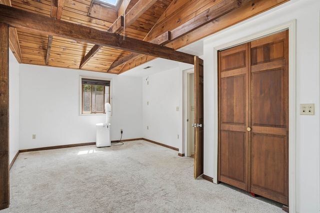 73 Old Chester Road, Derry, NH 03038