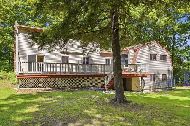 73 Old Chester Road, Derry, NH 03038
