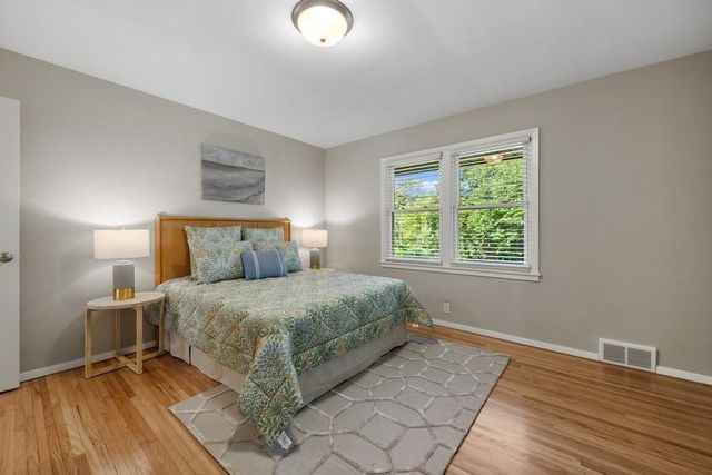 3424 Abbott Avenue N, Robbinsdale, MN 55422