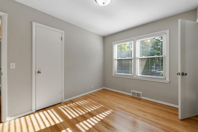 3424 Abbott Avenue N, Robbinsdale, MN 55422