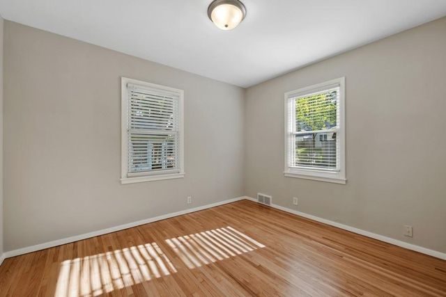 3424 Abbott Avenue N, Robbinsdale, MN 55422