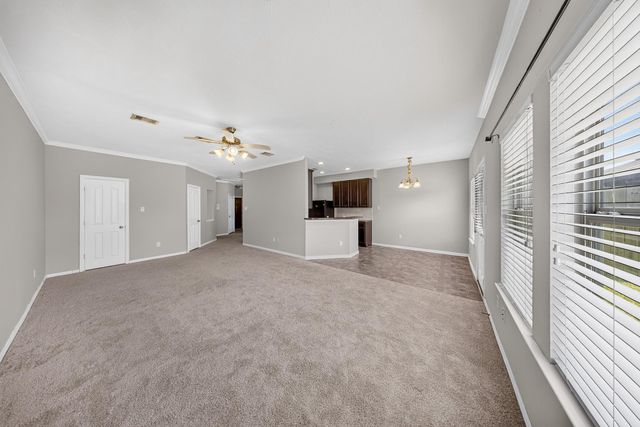 11515 Champions Green Drive, Houston, TX 77066