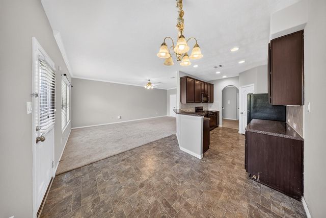 11515 Champions Green Drive, Houston, TX 77066