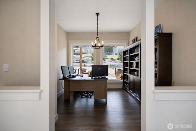 149 Clos Chevalle Road, Chelan, WA 98816