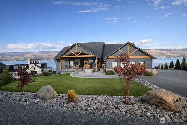 149 Clos Chevalle Road, Chelan, WA 98816