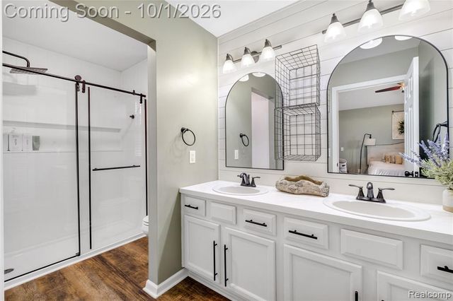 10053 Scenic Ridge Boulevard, Holly, MI 48442