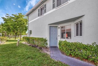 1923 Alamanda Way, Riviera Beach, FL 33404