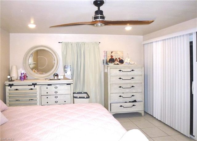 513 SE 16th PL, Cape Coral, FL 33990