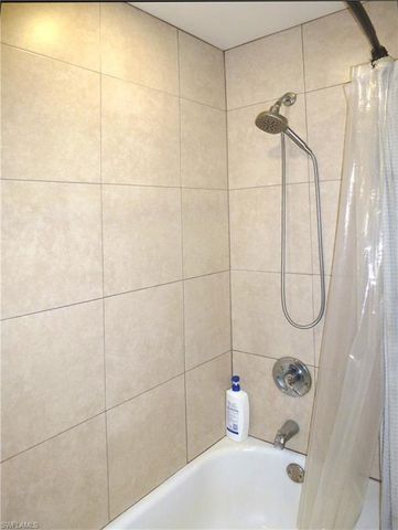 513 SE 16th PL, Cape Coral, FL 33990