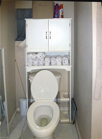 513 SE 16th PL, Cape Coral, FL 33990