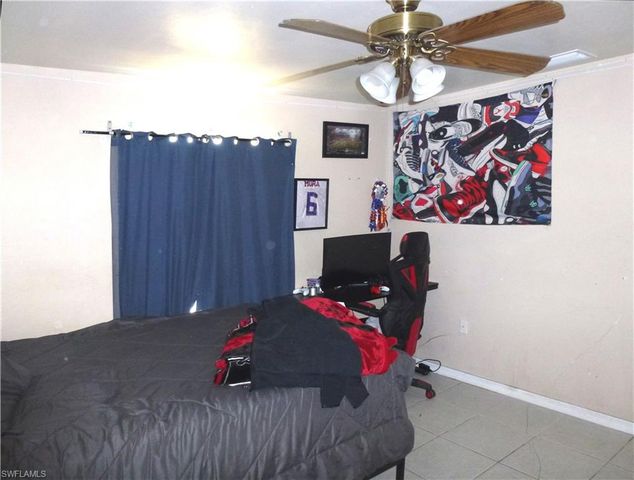 513 SE 16th PL, Cape Coral, FL 33990