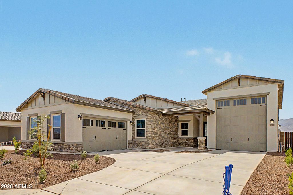 8762 N 173RD Avenue, Waddell, AZ 85355 — photo 4