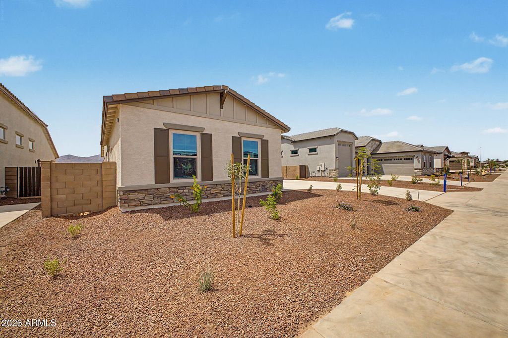 8762 N 173RD Avenue, Waddell, AZ 85355 — photo 5