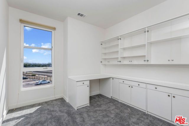 2700 E CHAUCER Street 34, Los Angeles, CA 90065