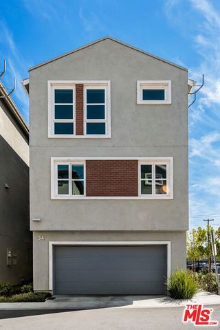 2700 E CHAUCER Street 34, Los Angeles, CA 90065