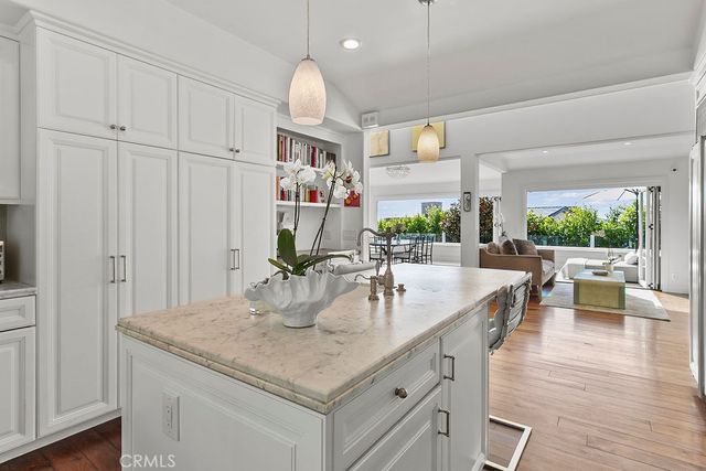 1010 EMERALD BAY, Laguna Beach, CA 92651